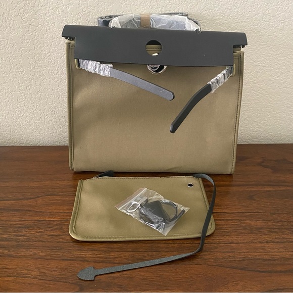 Black Olive Green Canvas Leather 31 CM Bag Convertible Crossbody Satchel B9 - Picture 15 of 16